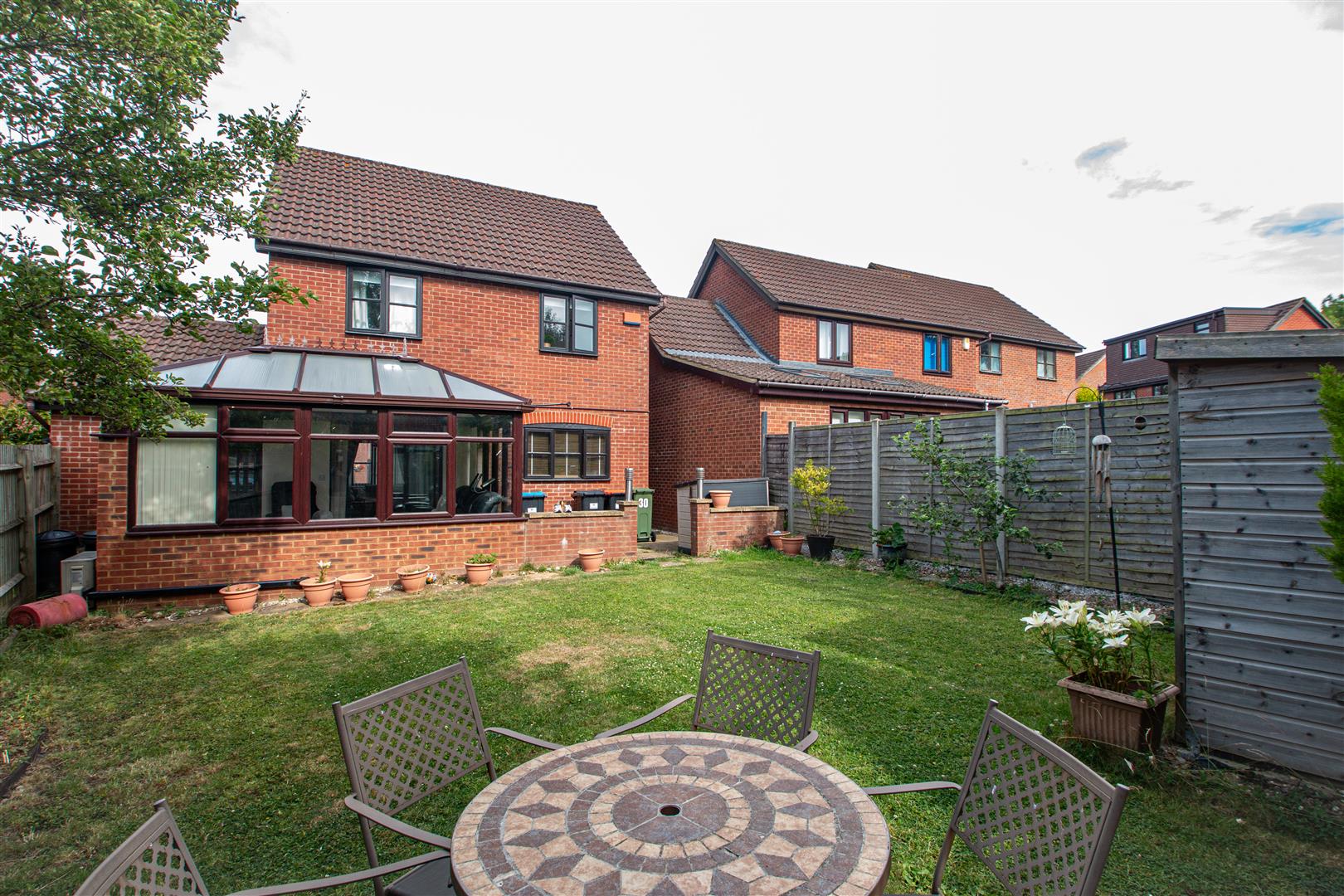 Upperwood Close, Shenley Brook End, Milton Keynes
